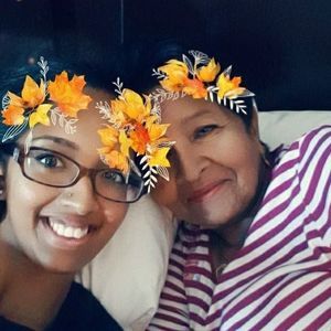 Meet your Posher, Dana